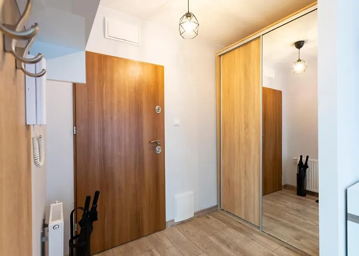 아파트 Tymon Przy Deptaku 스자브노-즈드로이